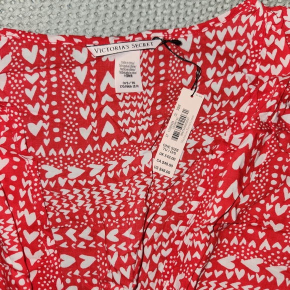 Victoria's Secret Red Patterned Robe - Picture 3 of 6